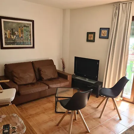 A Dos Minutos De La Playa. Casco Antiguo. Apartment *
